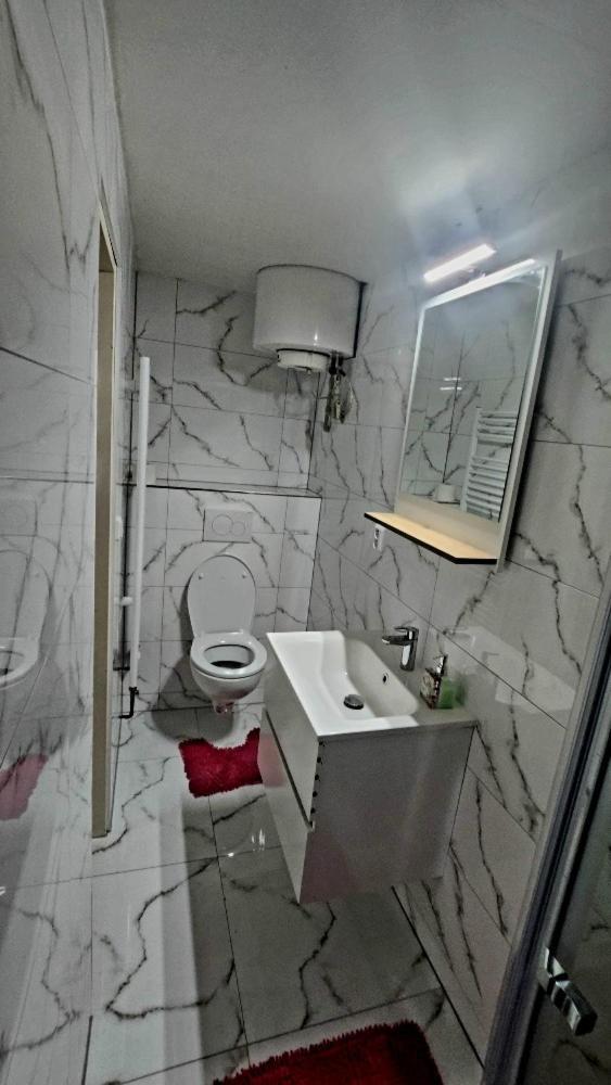 Apartmány Liška Mladé Buky Kültér fotó