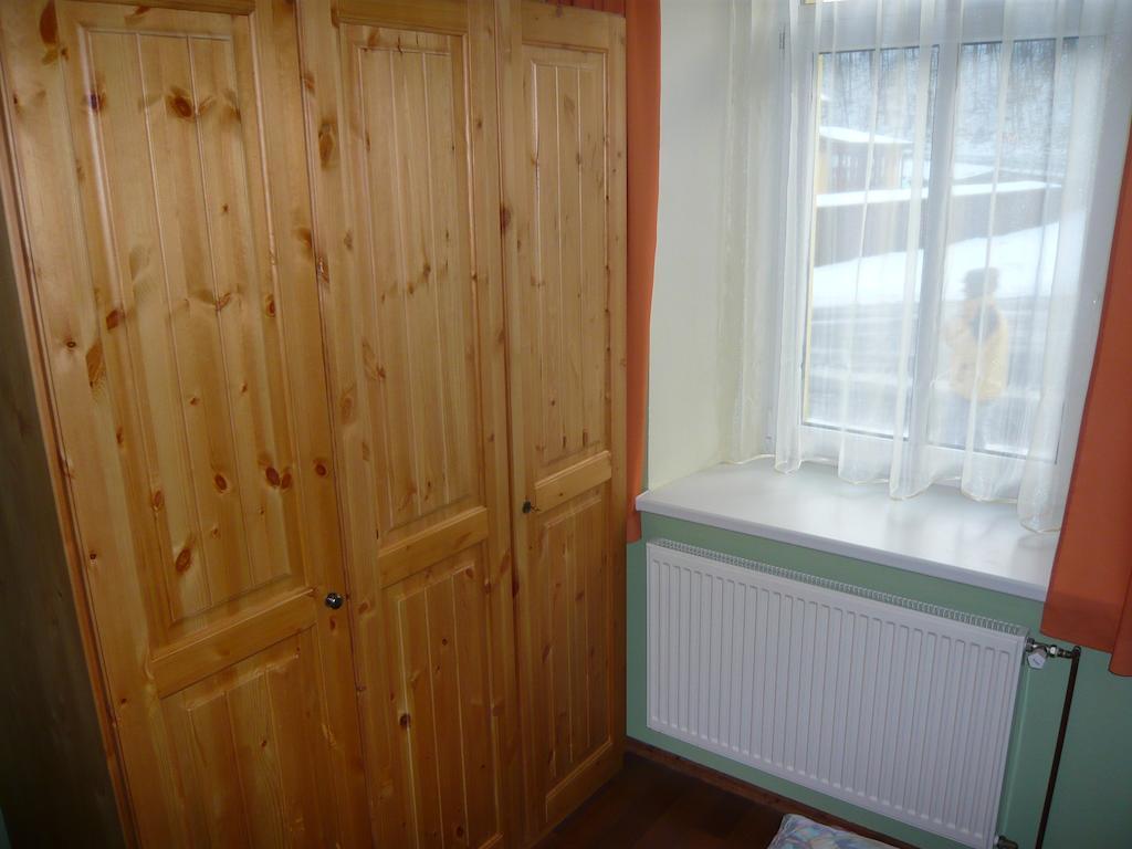 Apartmány Liška Mladé Buky Szoba fotó
